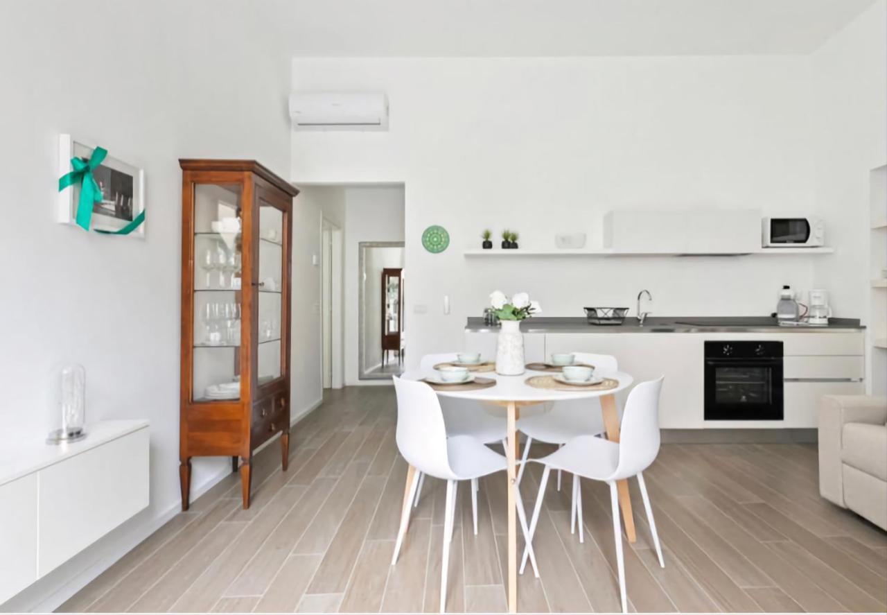 Sofia Lake Suite Комо Экстерьер фото